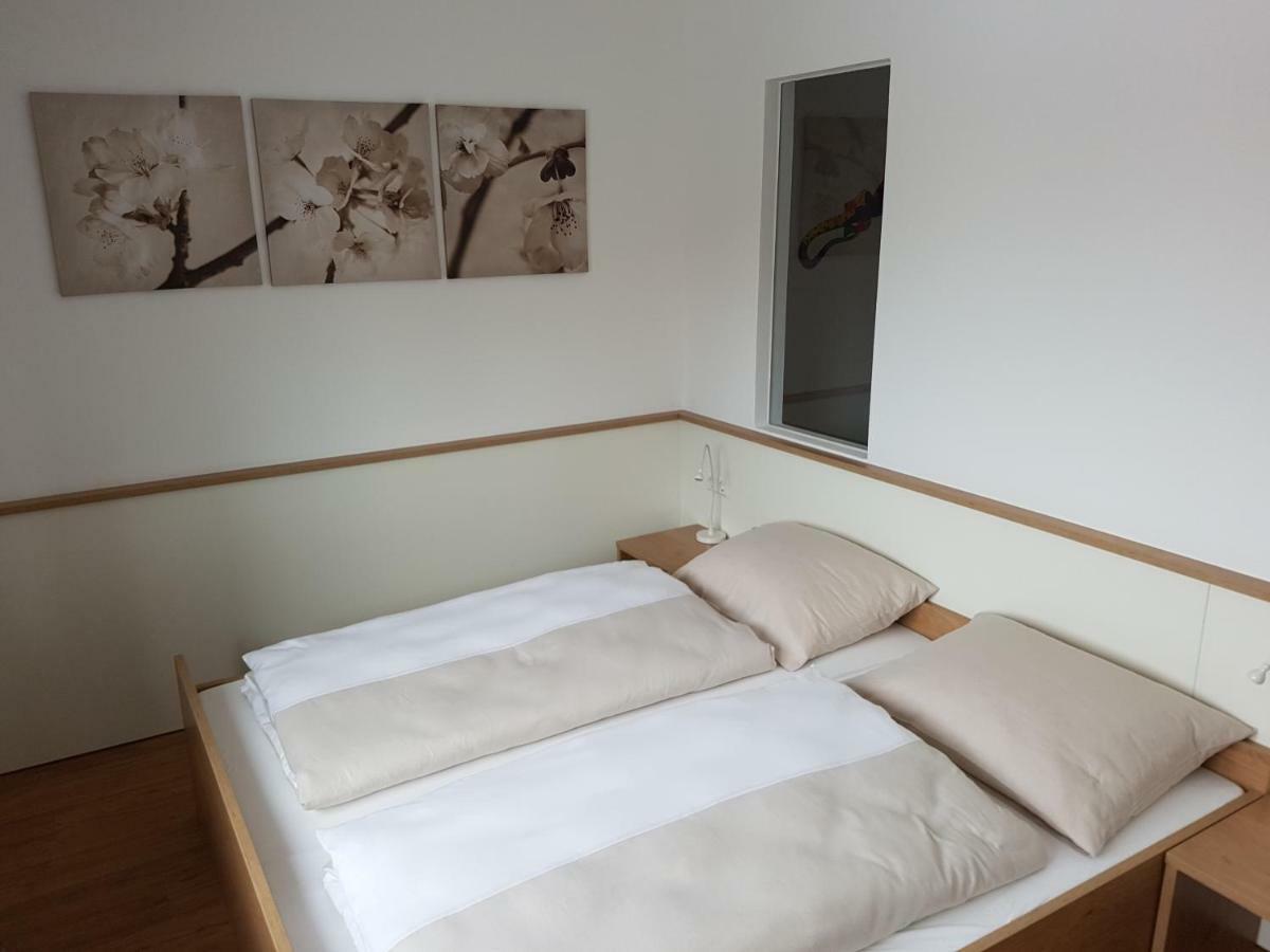 L-Appartements Бурґау Екстер'єр фото